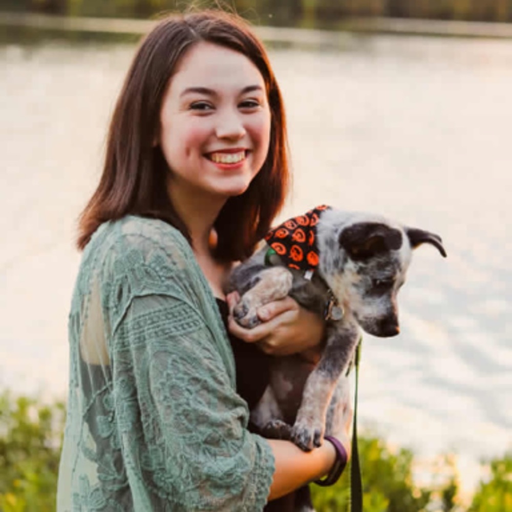 Meet your Posher, Jennifer